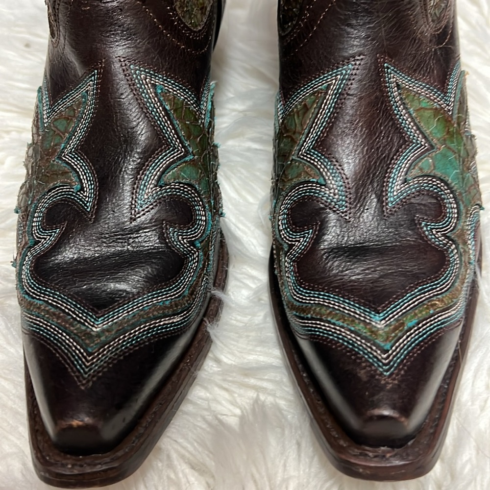 Corral EUC Women’s Western boots purchased in Nashville - size 7.5 M - Picture 3 of 11